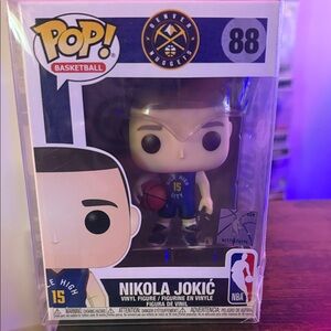 Nikola Jokić Pop! Basketball Figure